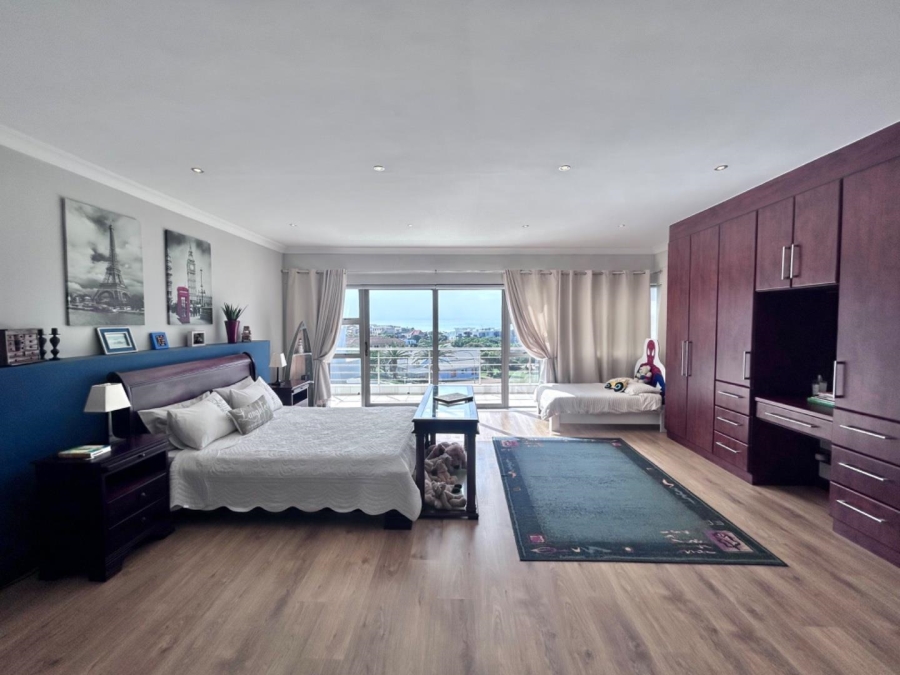 4 Bedroom Property for Sale in Jeffreys Bay Central Eastern Cape